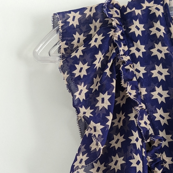 Diane von Furstenberg star print flutter sleeve silk top Navy Size 10 - Picture 9 of 12